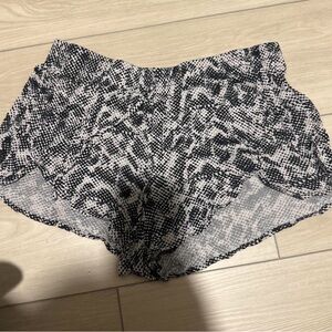 Women's Black and White Patterned Shorts